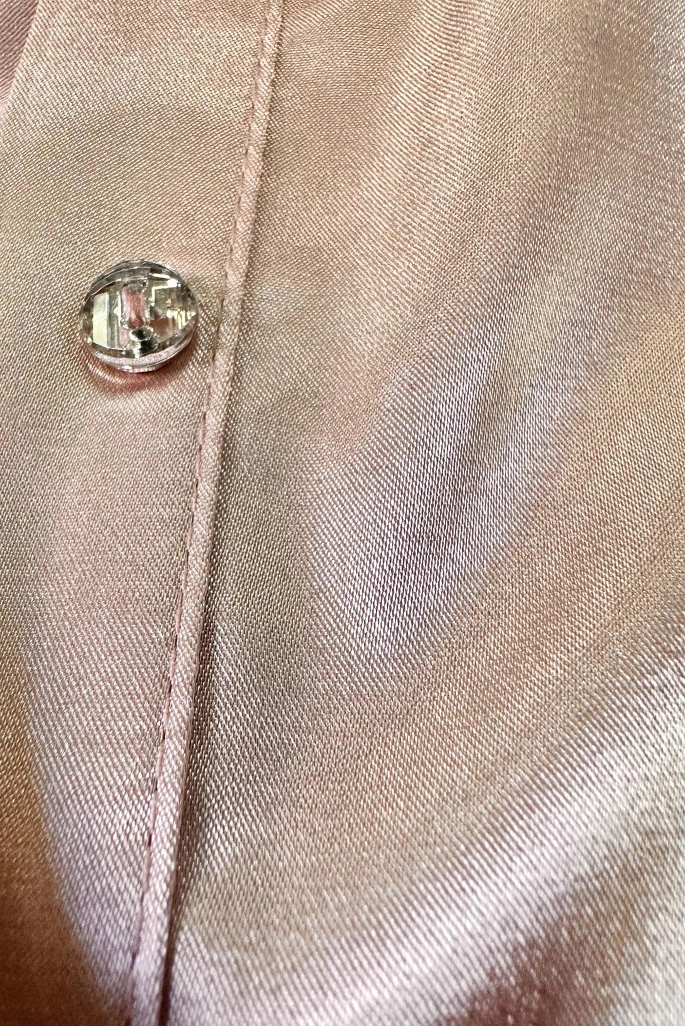 Tesettür giyim BEJ DÜĞMELİ SATEN BLUZ 43755